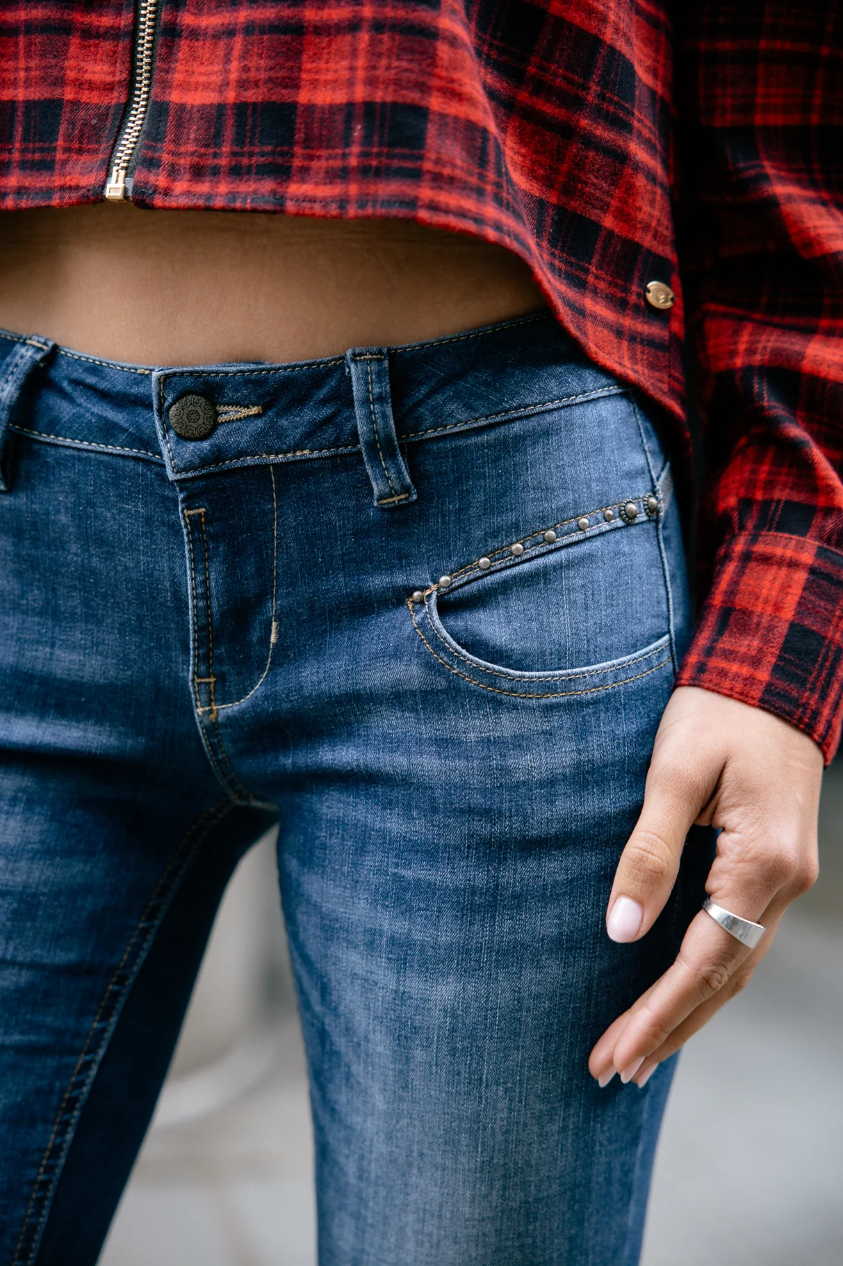 Alexa Slim - Image 3