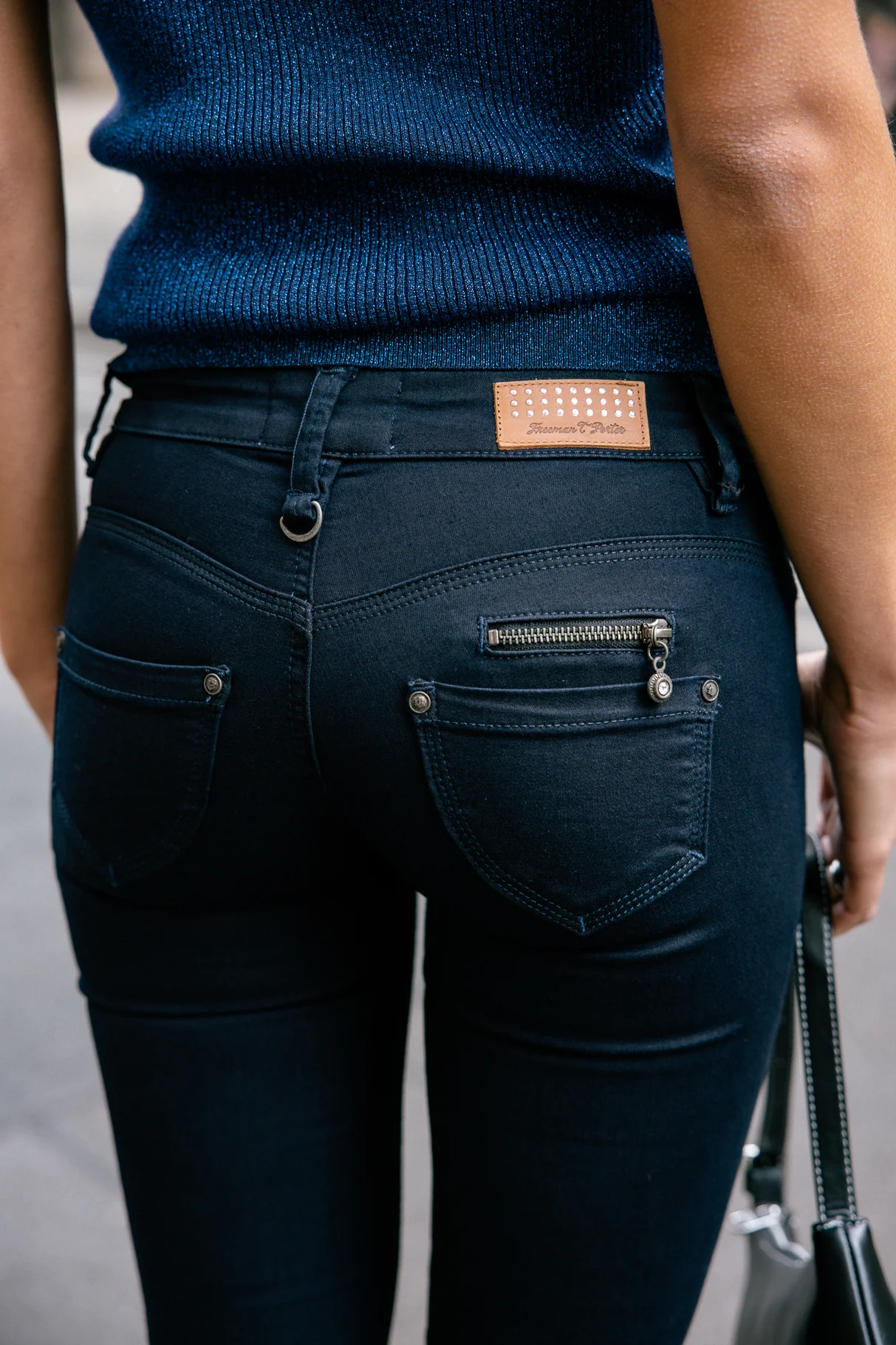 Alexa Slim - Image 5