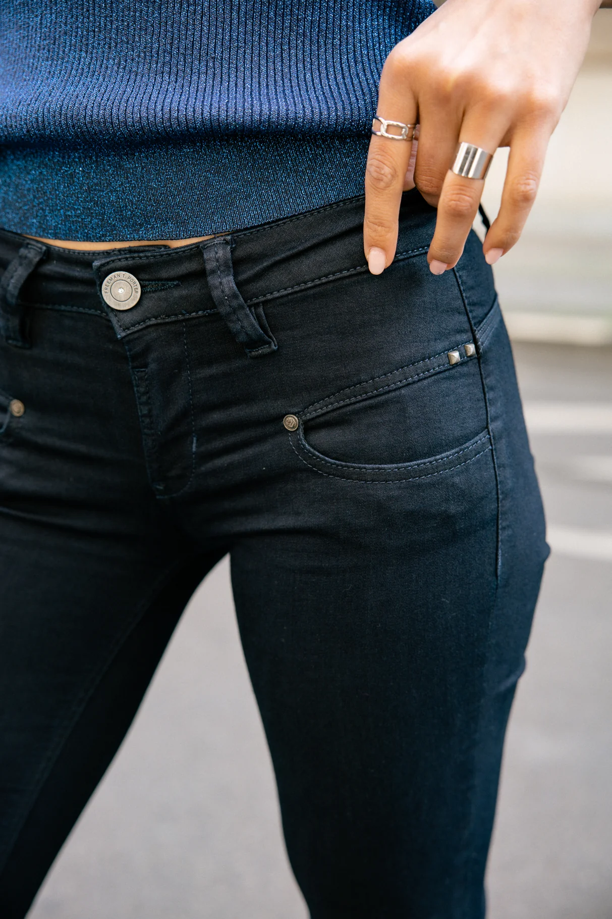 Alexa Slim - Image 9