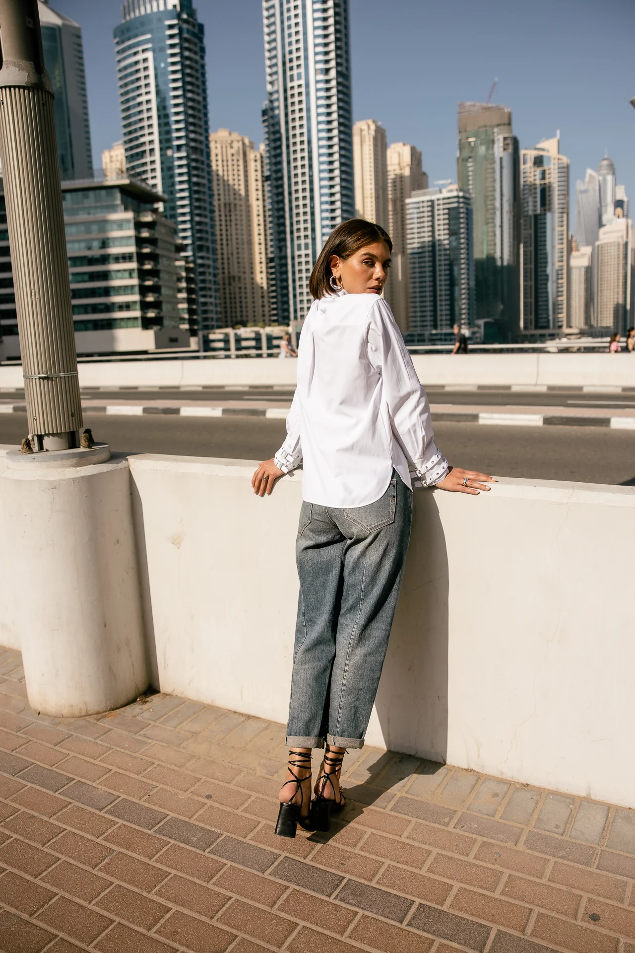 Cheryne Tokyo Street - Image 8