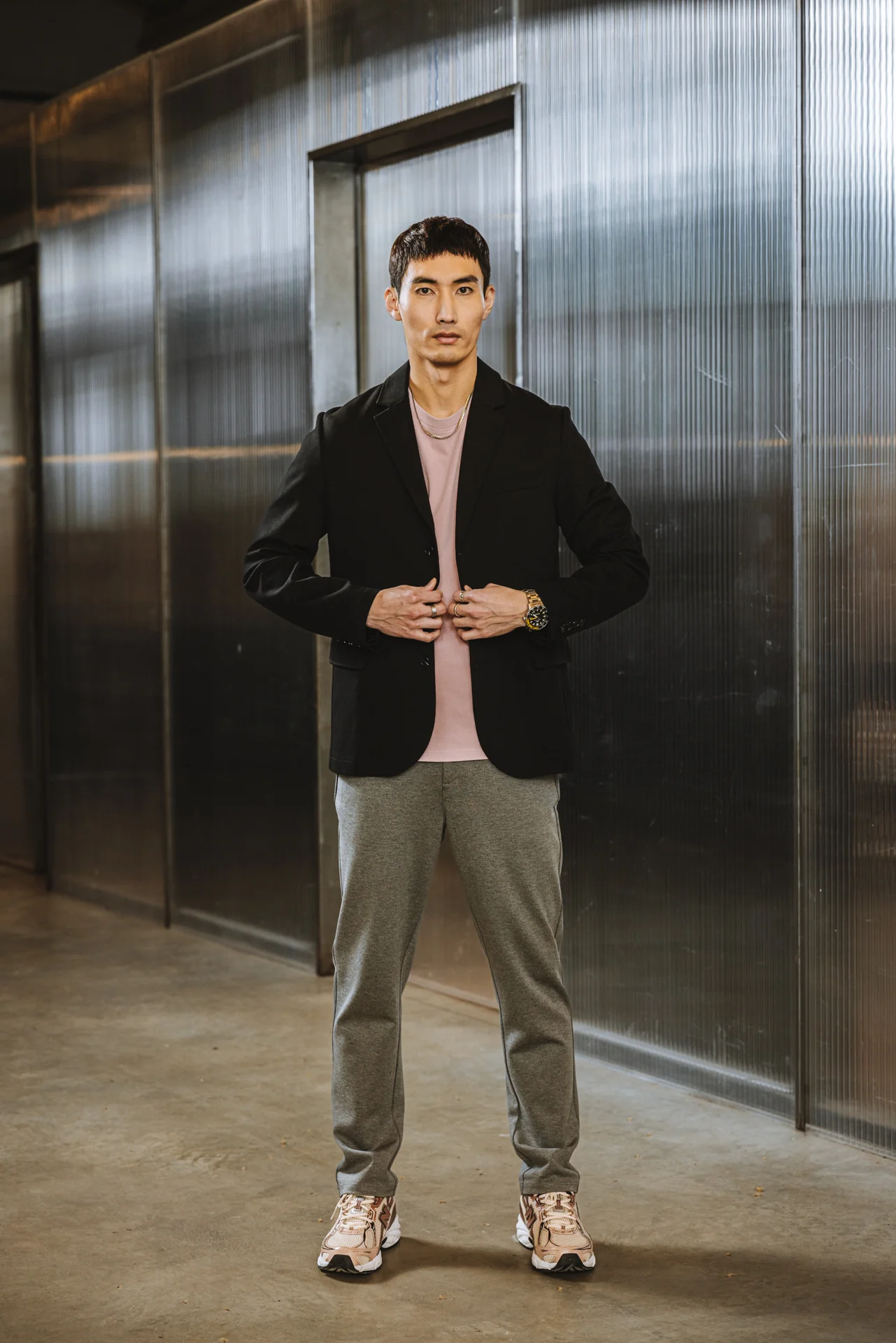 Derek Comfy - Image 10