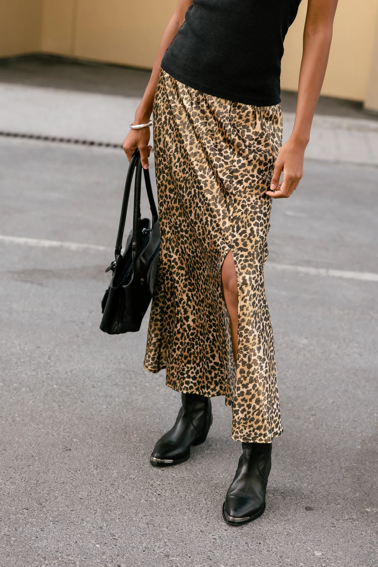 Jelia Houba - Image 6