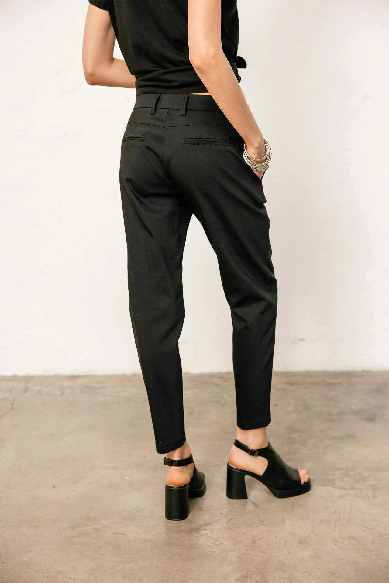 Willow Polyneo - Image 6